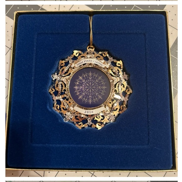 NIB 2014 Texas State Capitol Christmas Ornament - Picture 2 of 3